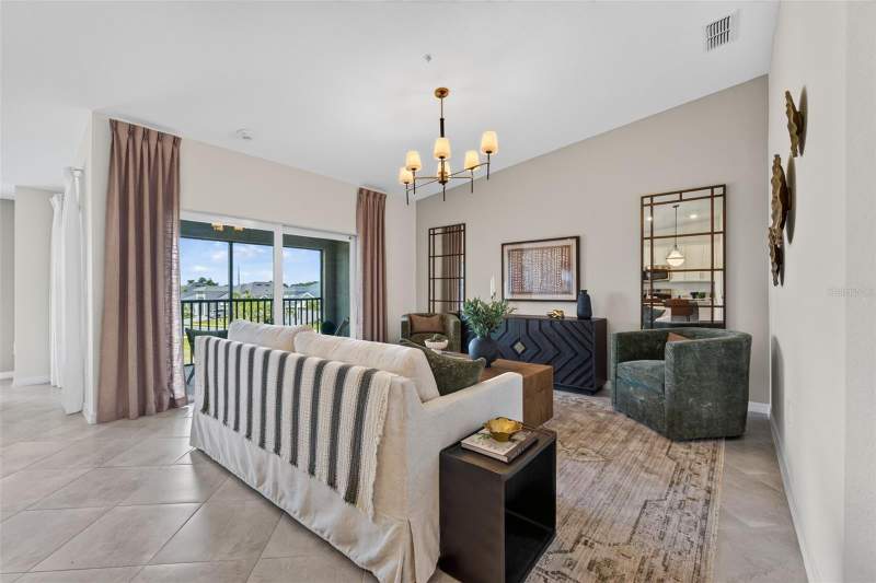 2 bedroom Condominium at 18911 Scallop Loop #204, Calusa, Lakewood Ranch — photo 4