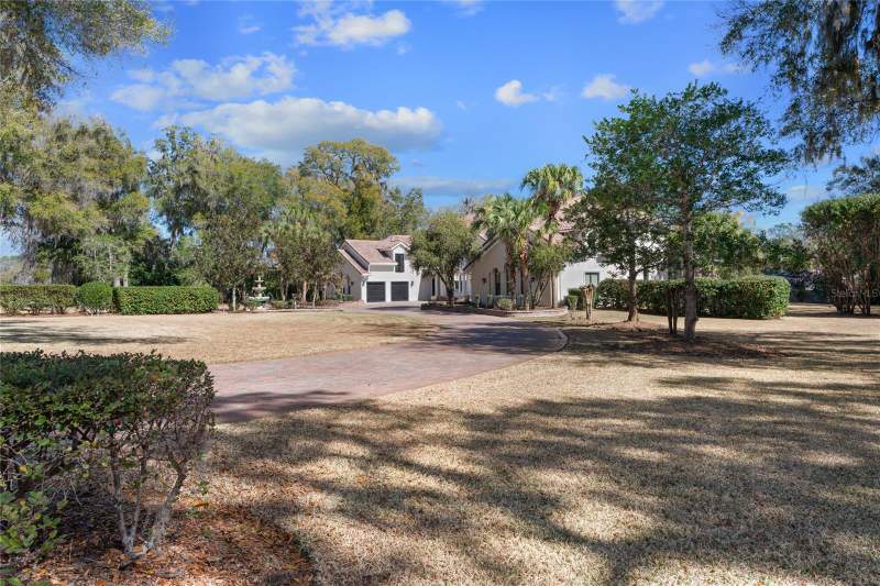 7 bedroom Single Family Residence at 3409 SE 17th Court, South Point, Ocala — photo 2