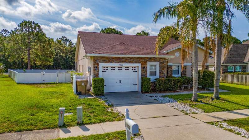 3 bedroom Single Family Residence at 2902 Paddington Way, Lindfields Unit 3, Kissimmee — photo 2