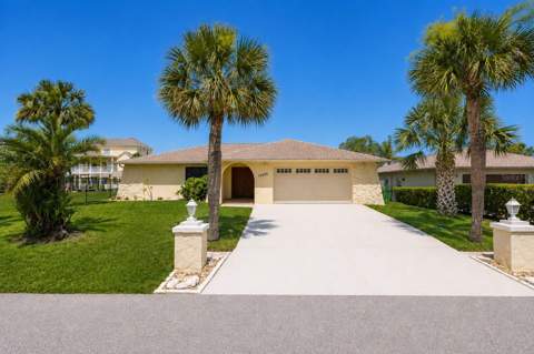 13525 Claudia Drive, Hudson FL - photo 11 of 68