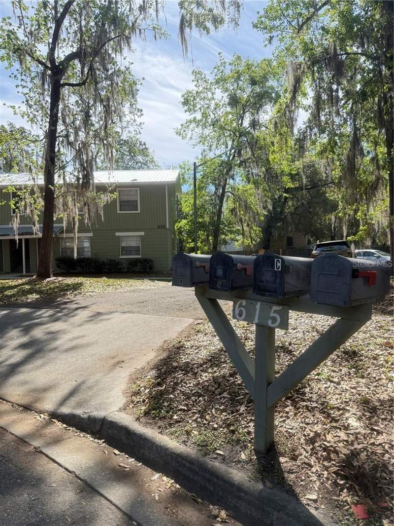 615 SW 11TH LANE #A home for sale in Tumblin Creek Forest Homes for Sale: 2 Listings