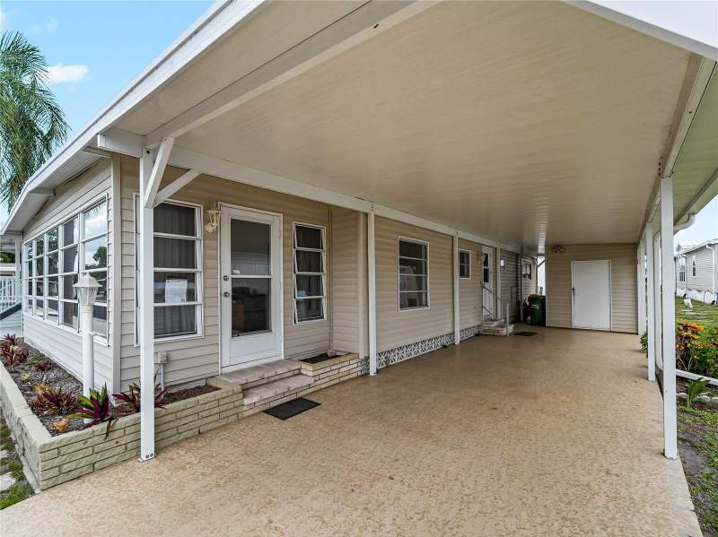2 bedroom Mobile Home at 3226 Sweet Bay Terrace, Oakwood Manor, Sarasota — photo 4
