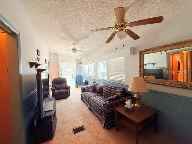 1 bedroom Manufactured Home at 2215 73rd Street #315, Tree Lakes Travel Trailer Co-Op, Palmetto — photo 4