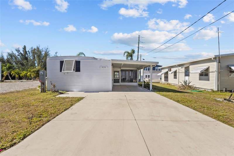 1 bedroom Mobile Home at 426 Hatchett Creek Road, Hatchet Creek Mh Park, Venice — photo 3