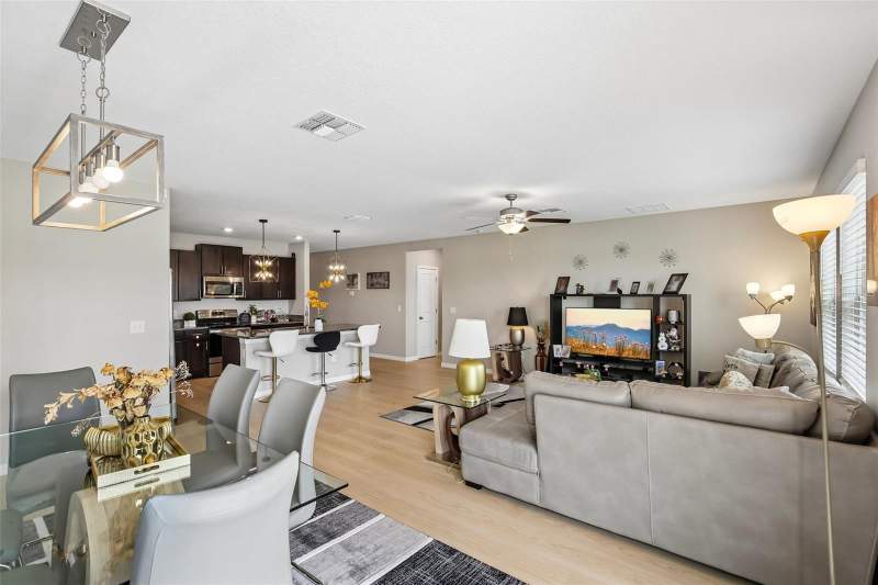 6 bedroom Single Family Residence at 15608 Miller Creek Drive, Cypress Mill Ph 2, Sun City Center — photo 3