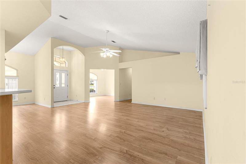 3 bedroom Single Family Residence at 10884 SW 53rd Circle, Kingsland Country Estate/ Marco Polo Village 1, Ocala — photo 5