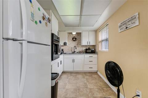 6017 Candlewood Lane, Orlando FL - photo 14 of 39