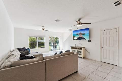 3753 Hampton Chase Lane, Sanford FL - photo 13 of 46