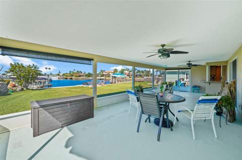 3711 Floramar Terrace, New Port Richey FL - photo 16 of 83