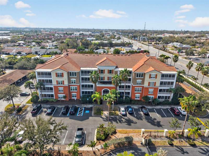 Monterey At Lake Seminole Condo