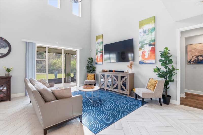 5 bedroom Single Family Residence at 4939 Los Robles Court, Artisan Lakes Eaves Bend Ph I Sp A-K, Palmetto — photo 3