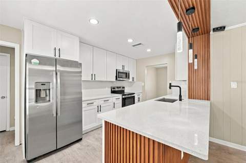 509 Clemons Road, Brandon FL - photo 13 of 43