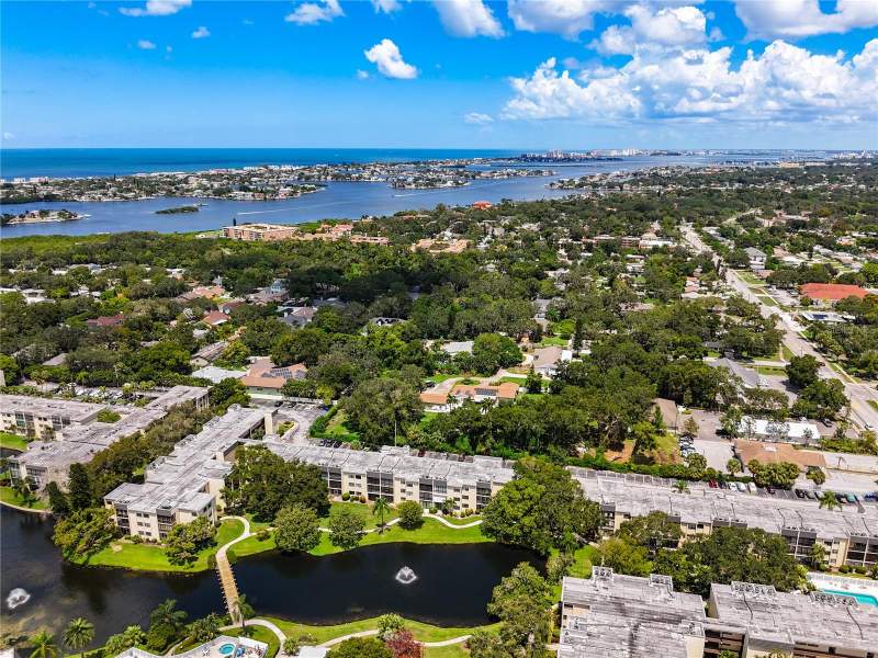 2 bedroom Condominium at 14130 Rosemary Lane #3215, Lakeview Of Largo, Largo — photo 4