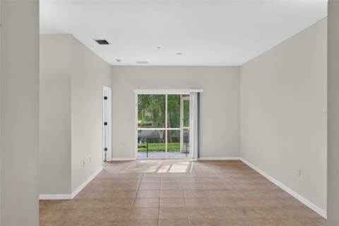 3707 Parkridge Circle #7-106, Sarasota FL - photo 8 of 22