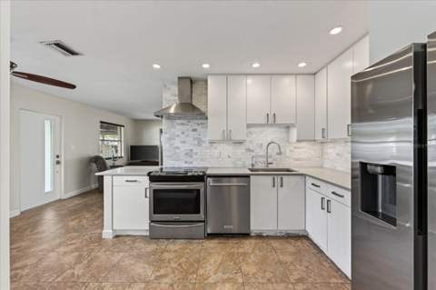 2350 Loma Linda Street, Sarasota FL - photo 17 of 50