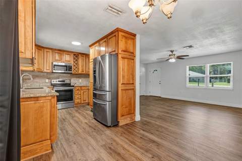 9375 SE 163rd Lane, Summerfield FL - photo 12 of 51
