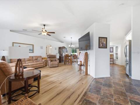 2478 Glenridge Dr, Spring Hill FL - photo 6 of 27