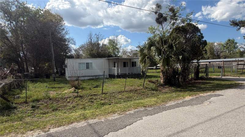 2 bedroom Mobile Home at 1842 NW 110th Court, Ocala Estate, Ocala — photo 2