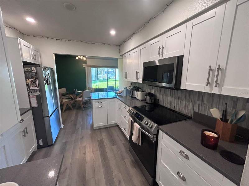3 bedroom Condominium at 4401 S Semoran Boulevard #4, Avalion, Orlando — photo 4
