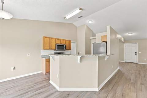 1346 Dunbarton Court, Kissimmee FL - photo 9 of 34