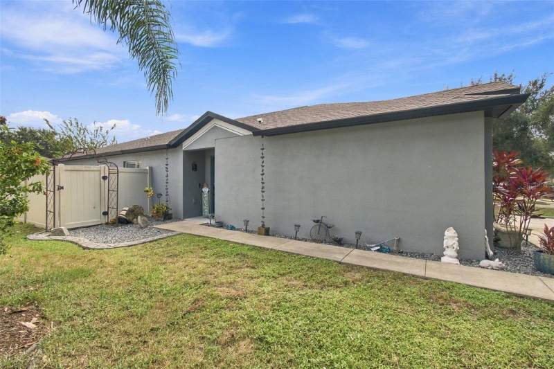 3 bedroom Single Family Residence at 15412 Quail Woods Place, Cypress Creek Ph 3, Ruskin — photo 4