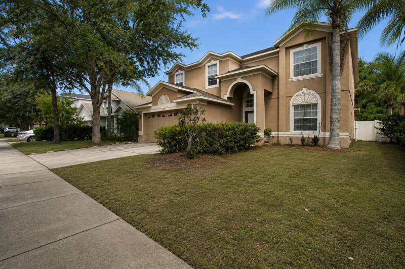 6 bedroom Single Family Residence at 10637 Liberty Bell Drive, Spicola Prcl At Heritage Isl, Tampa — photo 4