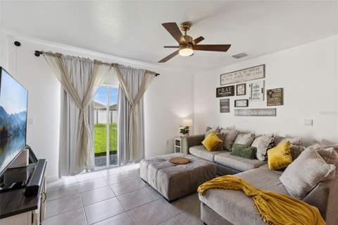 3676 Sungrove Circle, Sanford FL - photo 8 of 45