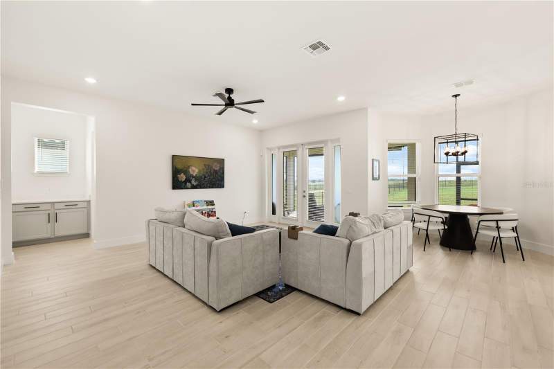 4 bedroom Single Family Residence at 16513 Silver Brook Way, Silverleaf Reserve/Hamlin Ph 2, Winter Garden — photo 3