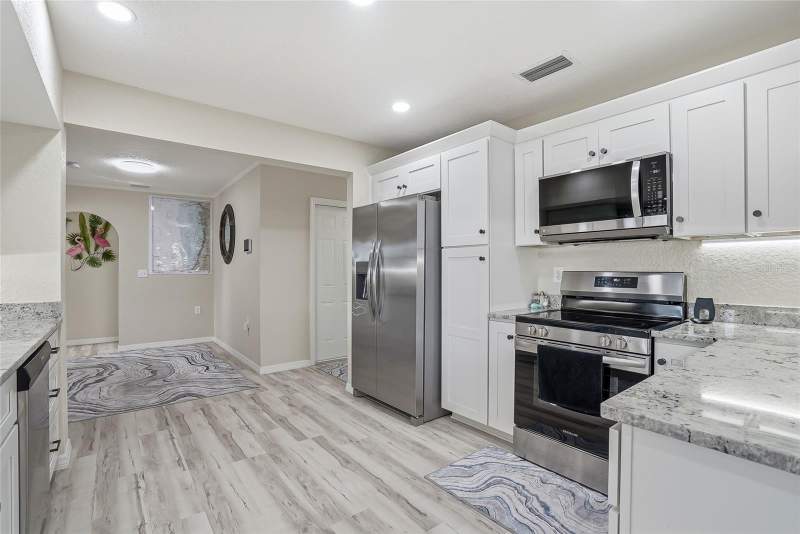 3 bedroom Single Family Residence at 3332 Gulf Winds Circle, Gulf Coast Ret, Hernando Beach — photo 2