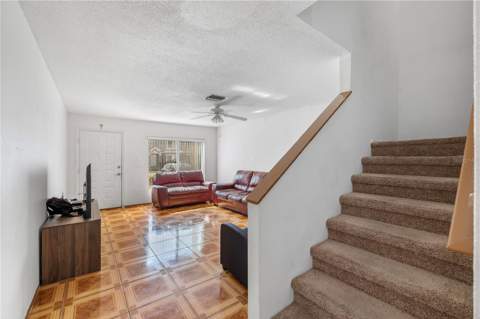 1907 Fluorshire Drive, Brandon FL - photo 12 of 58