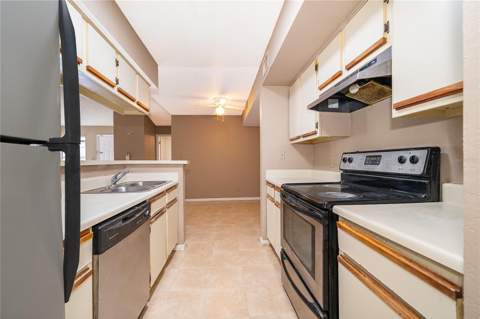 4367 Thornbriar Lane #206, Orlando FL - photo 17 of 22