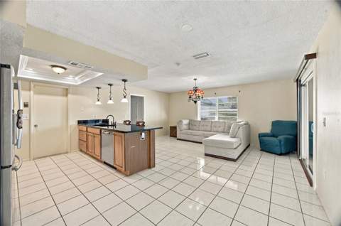11409 Possum Trail, Port Richey FL - photo 7 of 37