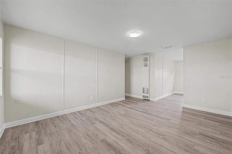 4 bedroom Single Family Residence at 5608 12th Avenue, Palm River Village Unit Two, Tampa — photo 5