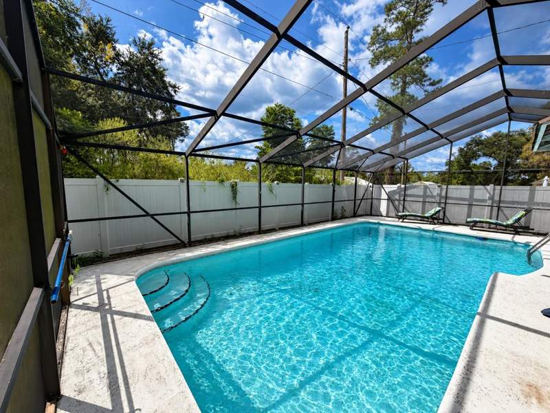 3 bedroom Single Family Residence at 5700 E Fort King Street, Hi-Cliff Heights, Ocala — photo 2