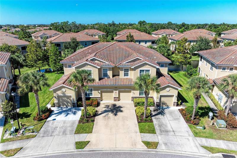 2 bedroom Condominium at 3129 Oriole Drive #102, Soleil - Coach, Sarasota — photo 2