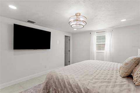 8702 Elmwood Lane, Tampa FL - photo 23 of 55