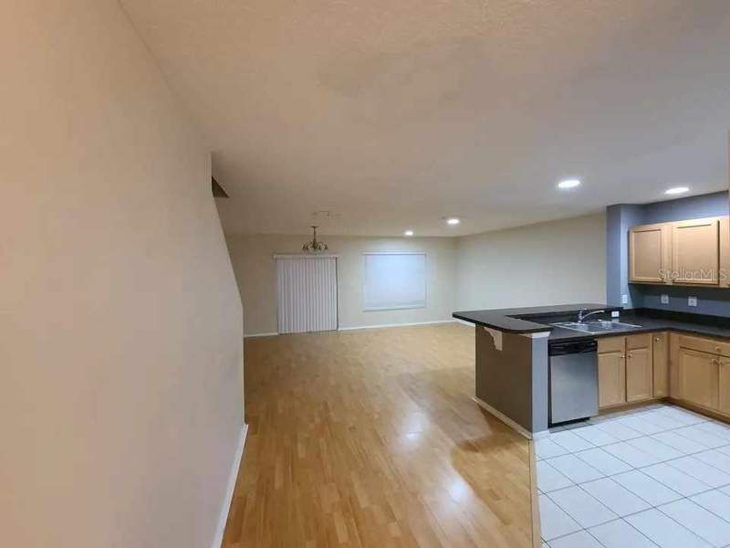 2 bedroom Townhouse at 1034 Chalcedony Street, Amber Pointe Unit 2, Kissimmee — photo 5