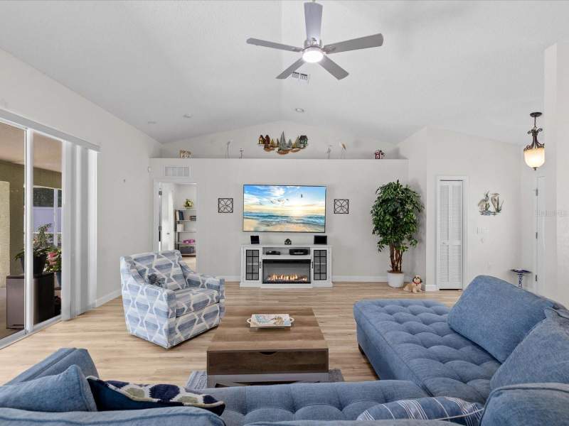 3 bedroom Single Family Residence at 5733 Cactus Circle, Spring Hill, Spring Hill — photo 3
