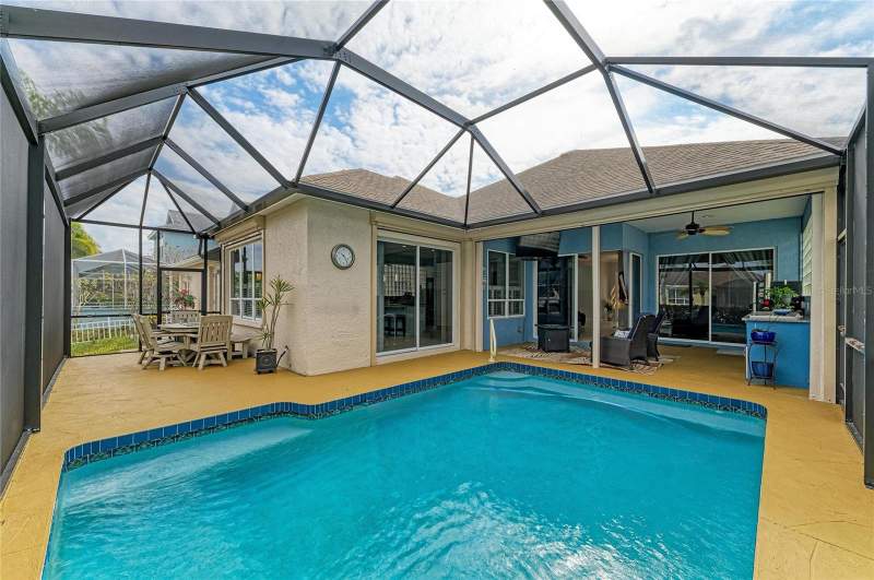 3 bedroom Single Family Residence at 4735 Spinnaker Drive, Riverdale Rev, Bradenton — photo 4