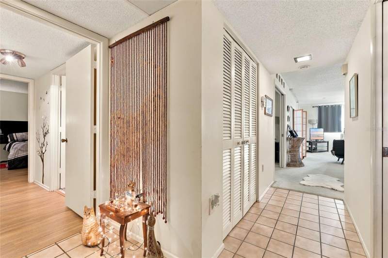 3 bedroom Condominium at 820 Oak Drive #820, Wildewood Spgs Stage 7D Of Oakview, Bradenton — photo 5