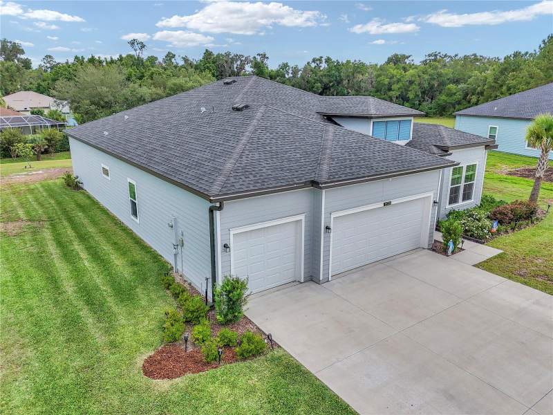 4 bedroom Single Family Residence at 19720 SW 79th Place, Grand Park North, Dunnellon — photo 2