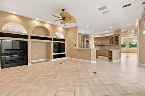 4541 Murcia Boulevard #11, Sarasota FL - photo 6 of 6