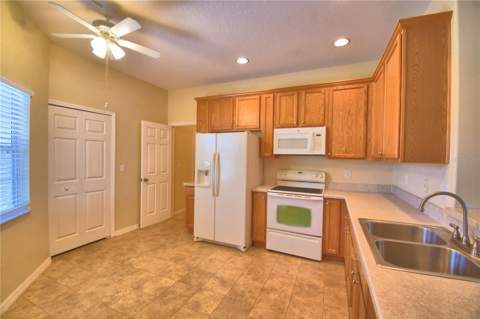 5621 Forest Ridge Drive, Winter Haven FL - photo 11 of 52