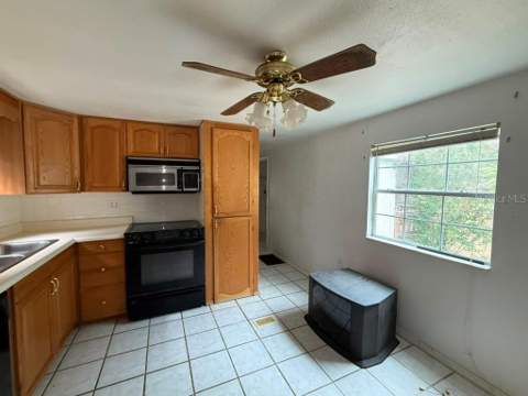27416 Walnut Avenue, Okahumpka FL - photo 14 of 45
