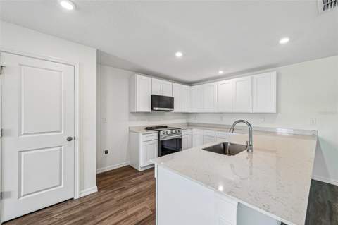 8235 97th Court, Vero Beach FL - photo 12 of 38