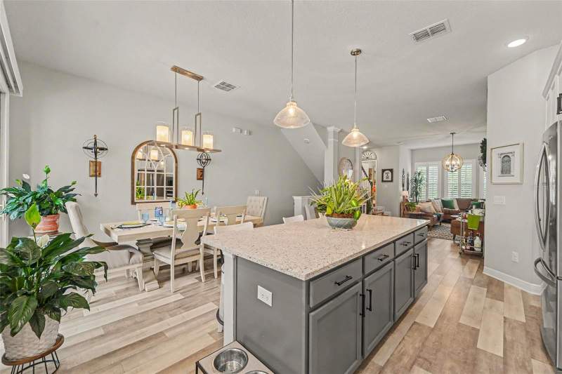 3 bedroom Townhouse at 9567 Cavendish Drive, Westchase Section 326 Tract D-3 Partial Replat, Tampa — photo 4
