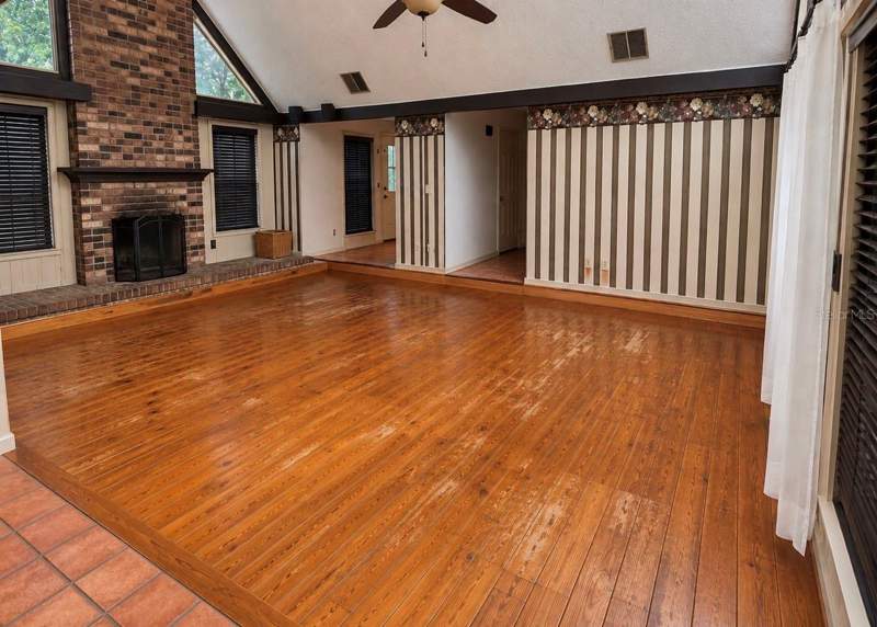 2 bedroom Single Family Residence at 5125 Oakwood Trail, Norriswood, Mulberry — photo 2