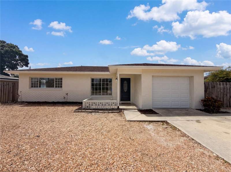 7328 TANGELO AVENUE home for sale in Jasmine Lakes