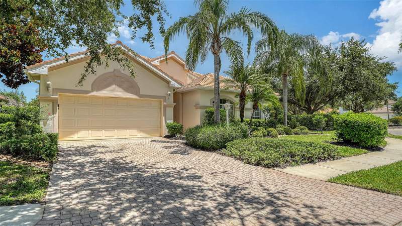 4 bedroom Single Family Residence at 7717 US Open Loop, Lakewood Ranch Country Club Village D 3A, Lakewood Ranch — photo 2