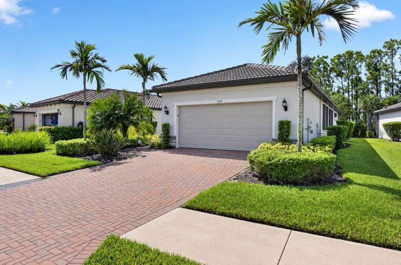 3 bedroom Single Family Residence at 2539 Brassica Drive, Cypress Falls Ph 2D, North Port — photo 4